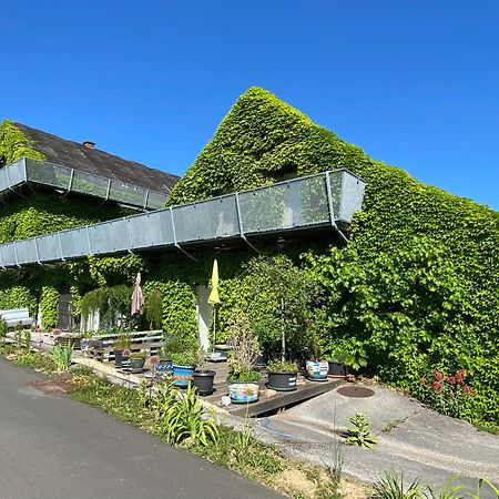 Wohnen Zwischen Golf Und Therme Bad Waltersdorf Extérieur photo